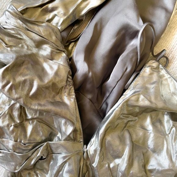 Nicole Miller God Label Slinky Gold Metallic Designer Halter Top NEW - Picture 8 of 14